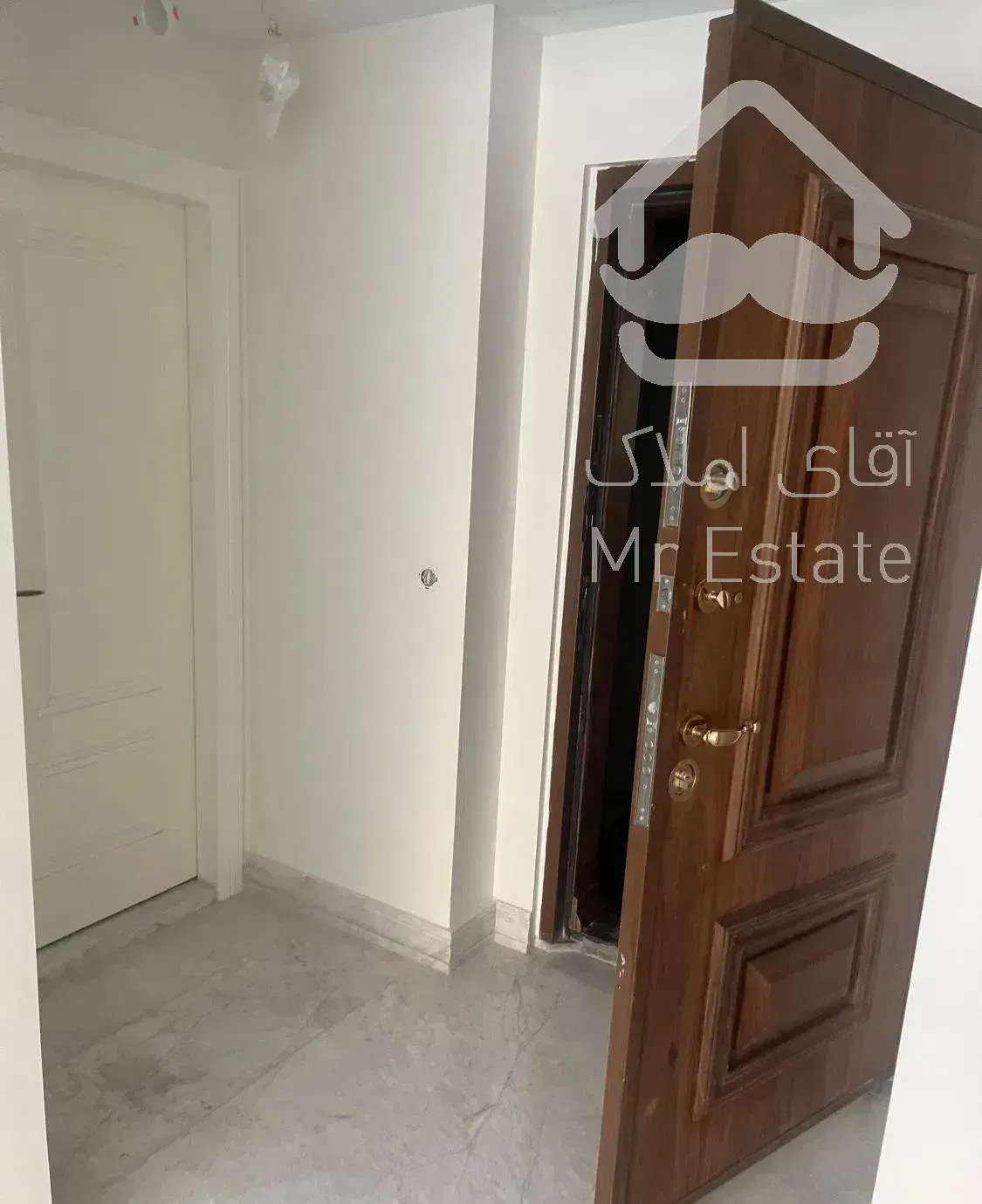 آپارتمان۱۸۵متر سه خوابه