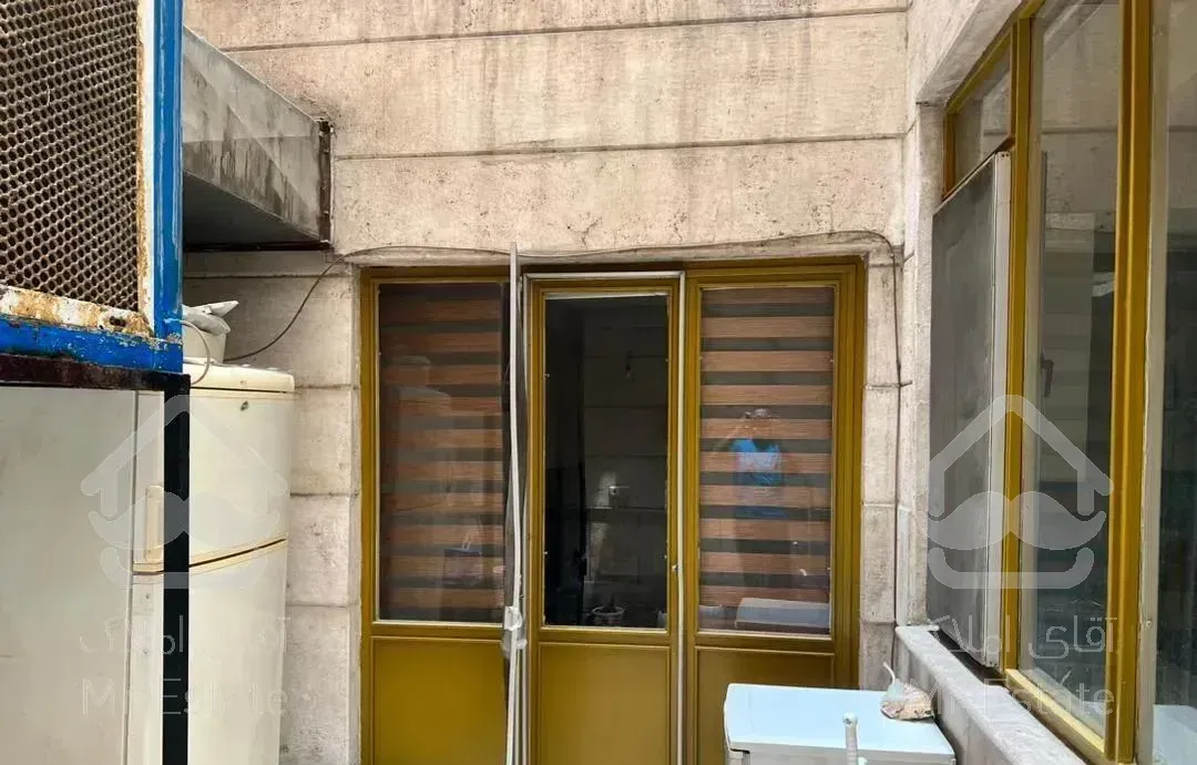 171متر سه خواب ونک شیراز