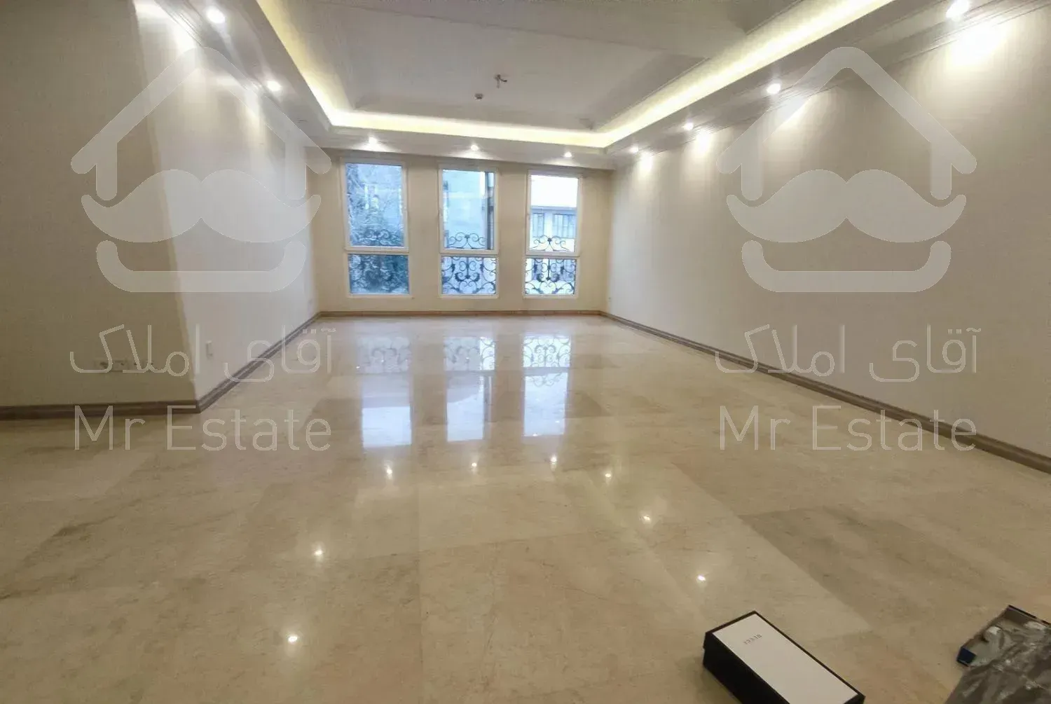 120متر/ لوکیشن تاپ و دنج منطقه/ فول مشاعات فعال