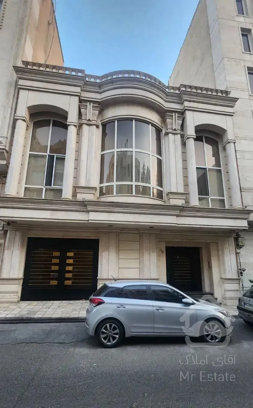 غربی ها ۱۸۰ متر فول