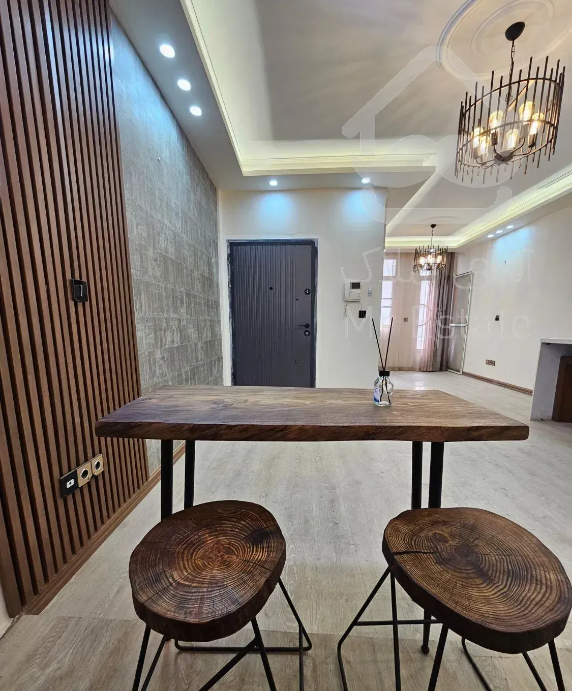 ۵۷متر مدرن / طبقه اول / ۲پارکینگ باکس