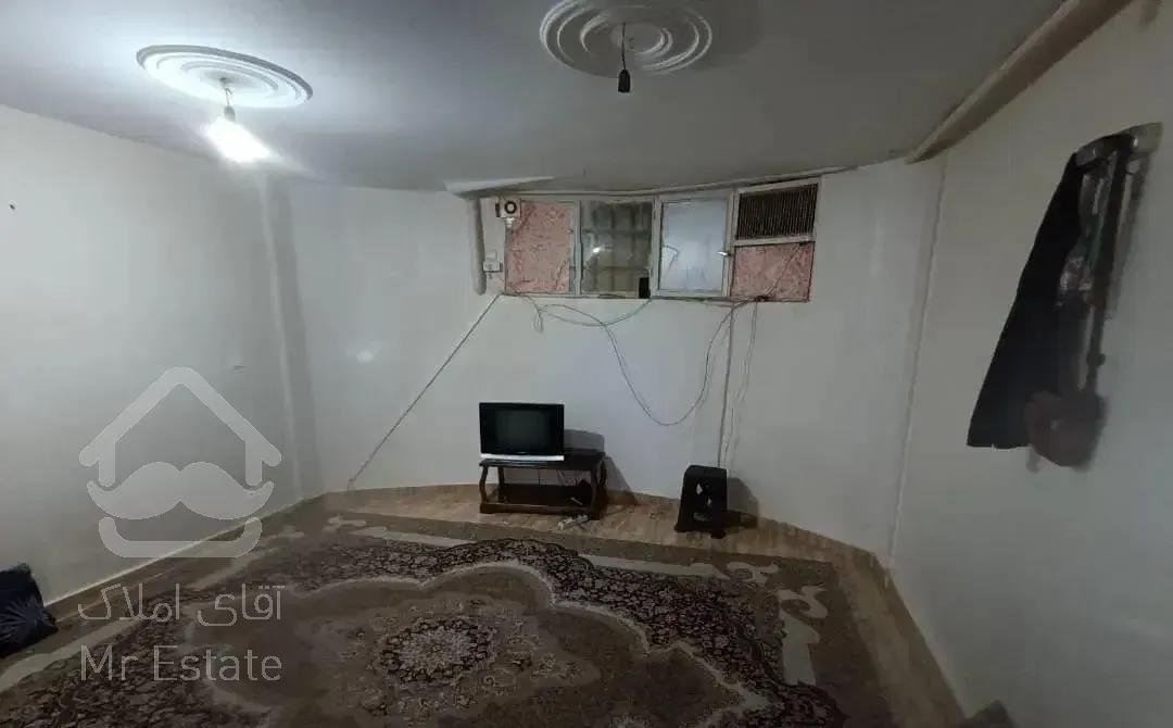 ۷۰متری یکخوابه خ کمالی مترو کمیل