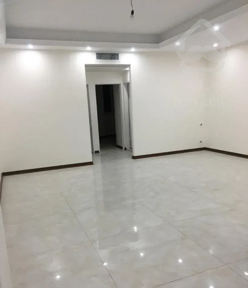 ۹۰ متر نوساز کلیدنخورده تکاوران