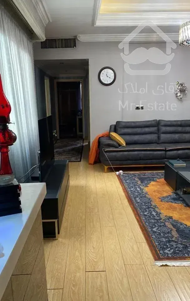 آپارتمان کامرانیه شمالی ۱۴۰ متر