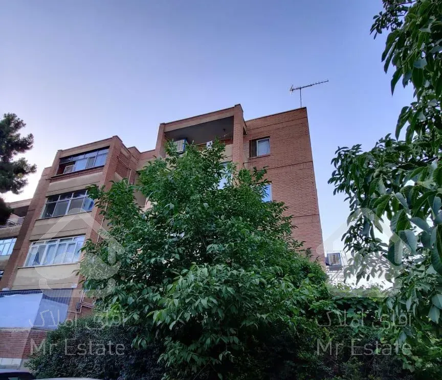 آپارتمان ۱۳۰ متری ۲ خوابه