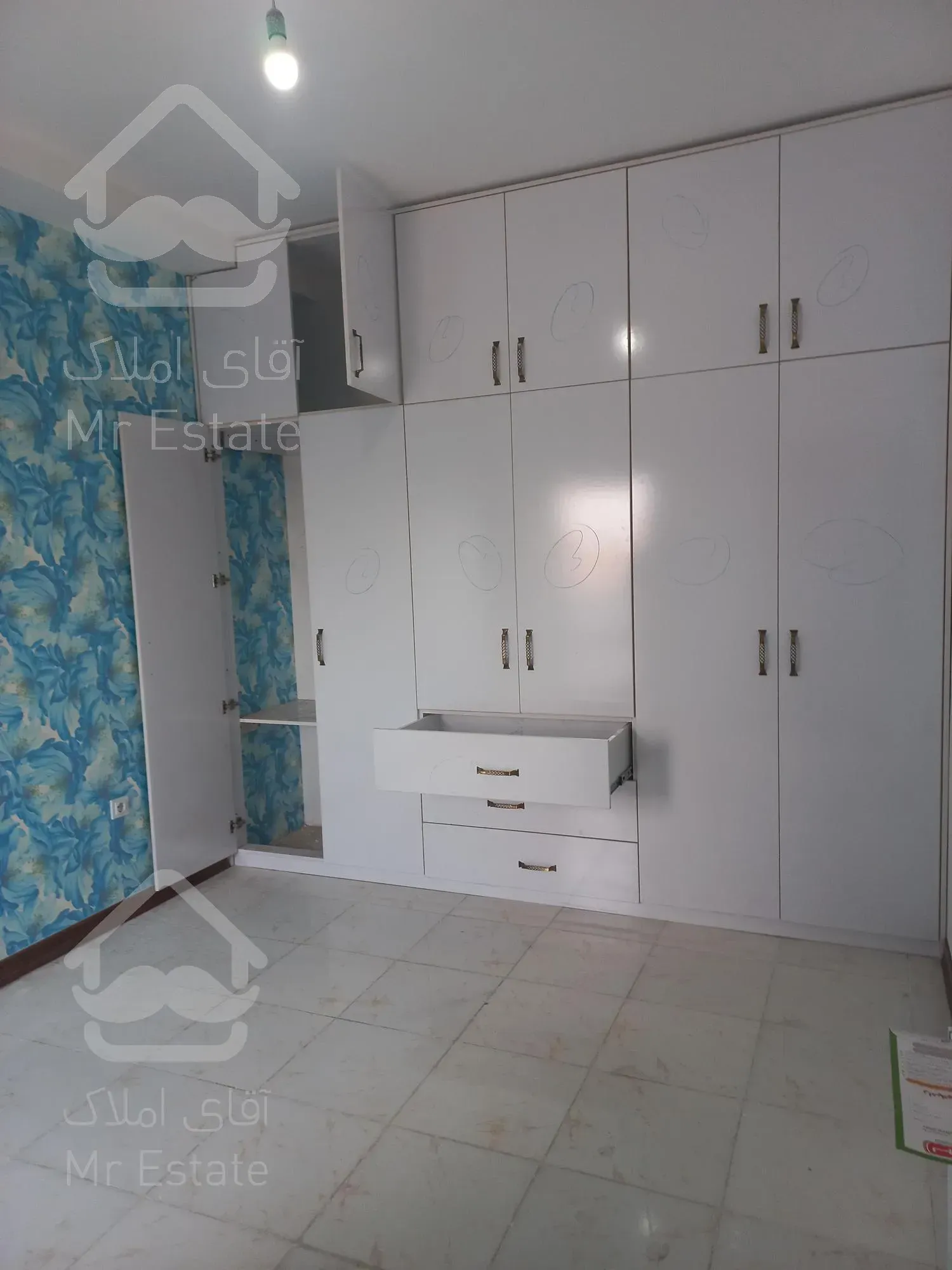 فروش آپارتمان ۷۴ متری تکخوابه فاز۶