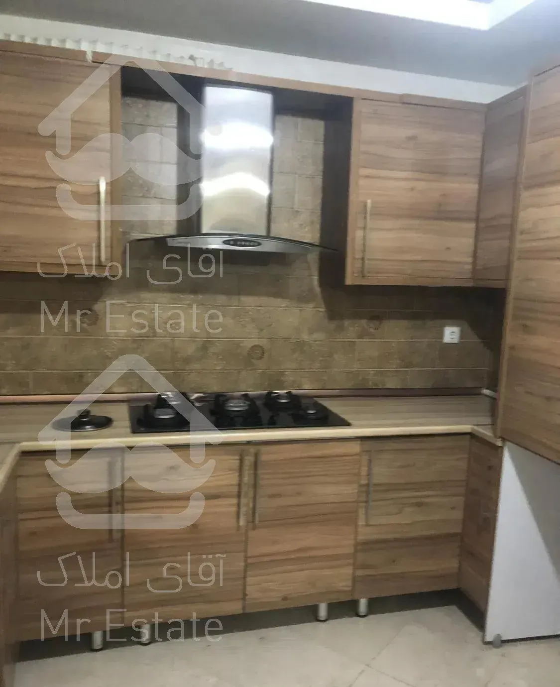 ۱۳۰متر پاسداران برج برند/مشاعات/نوساز/۳خ/۲پ