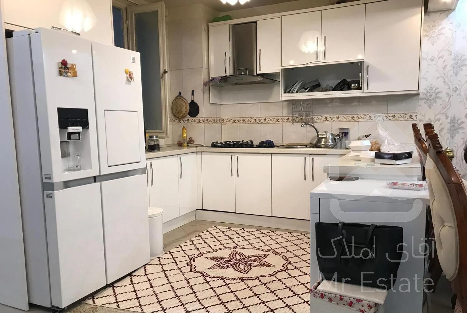 آپارتمان ٨٢متر میدان سما