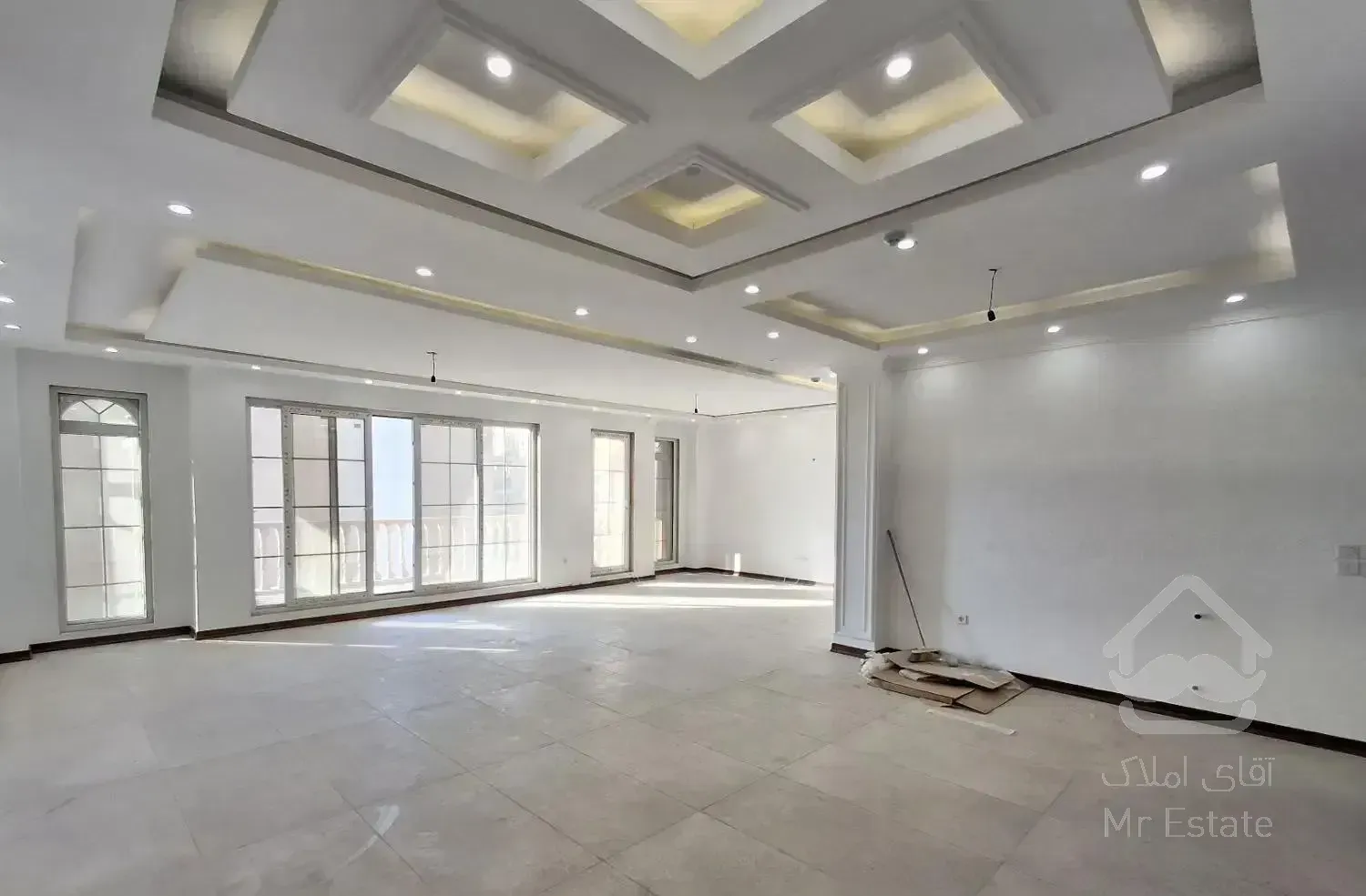 فروش واحد ۱۶۰ متری ۱۰ قدمی ساحل