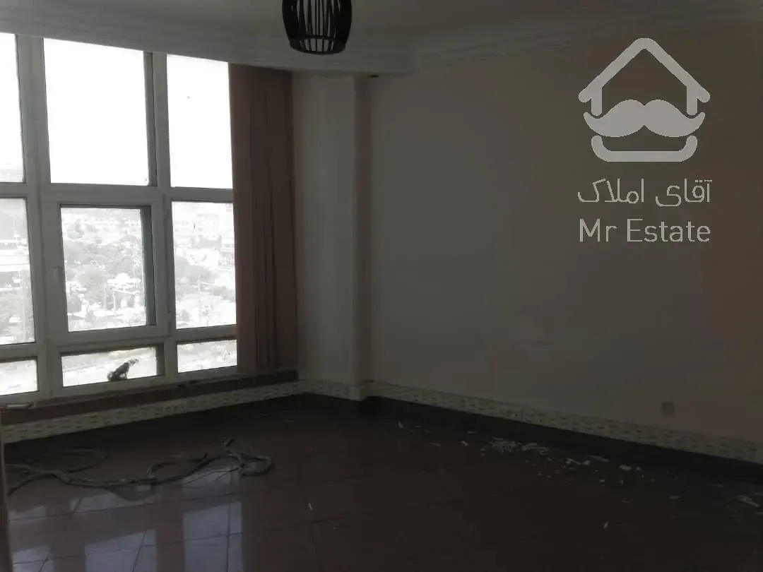 ۸۵ متر اداری فلکه دوم صادقیه