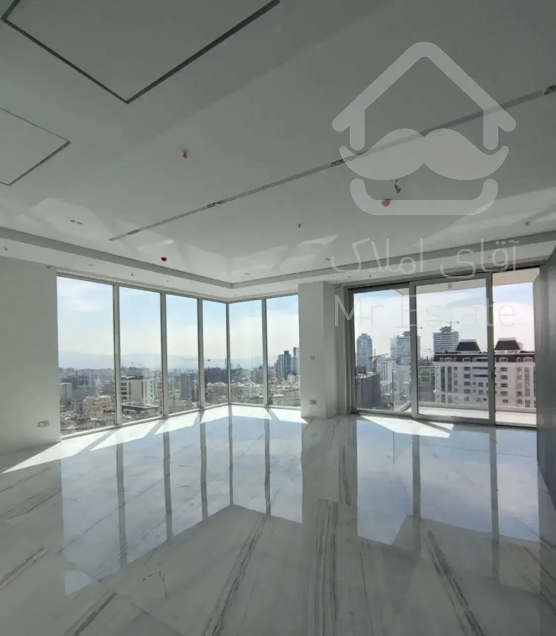 شایسته‌ی یک سلیقه خاص نهایت لوکس‌گرایی در ۲۷۰ متر