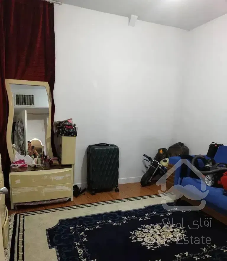 پونک مخبری۸۵ متر۲ خواب