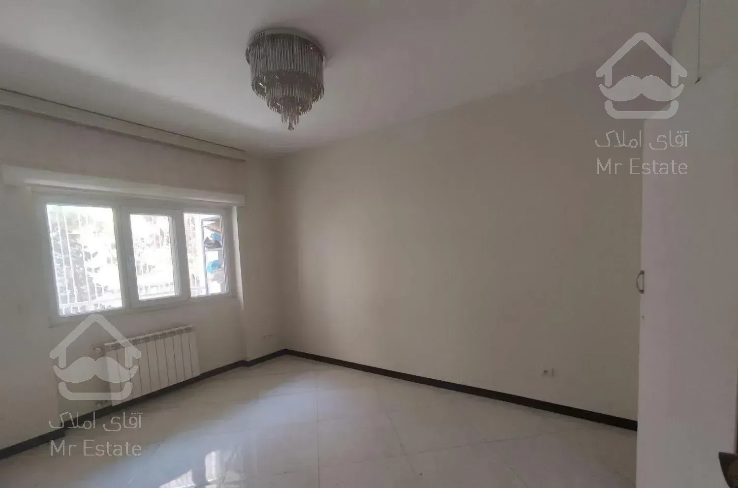 ۱۱۰ متر/دو خواب/سالن پرده خور/بلوار کمالی شرقی