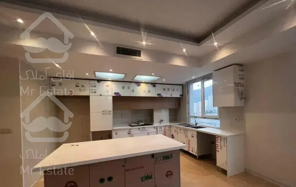 128متر 3خواب //2p سندی//ورودی لابی