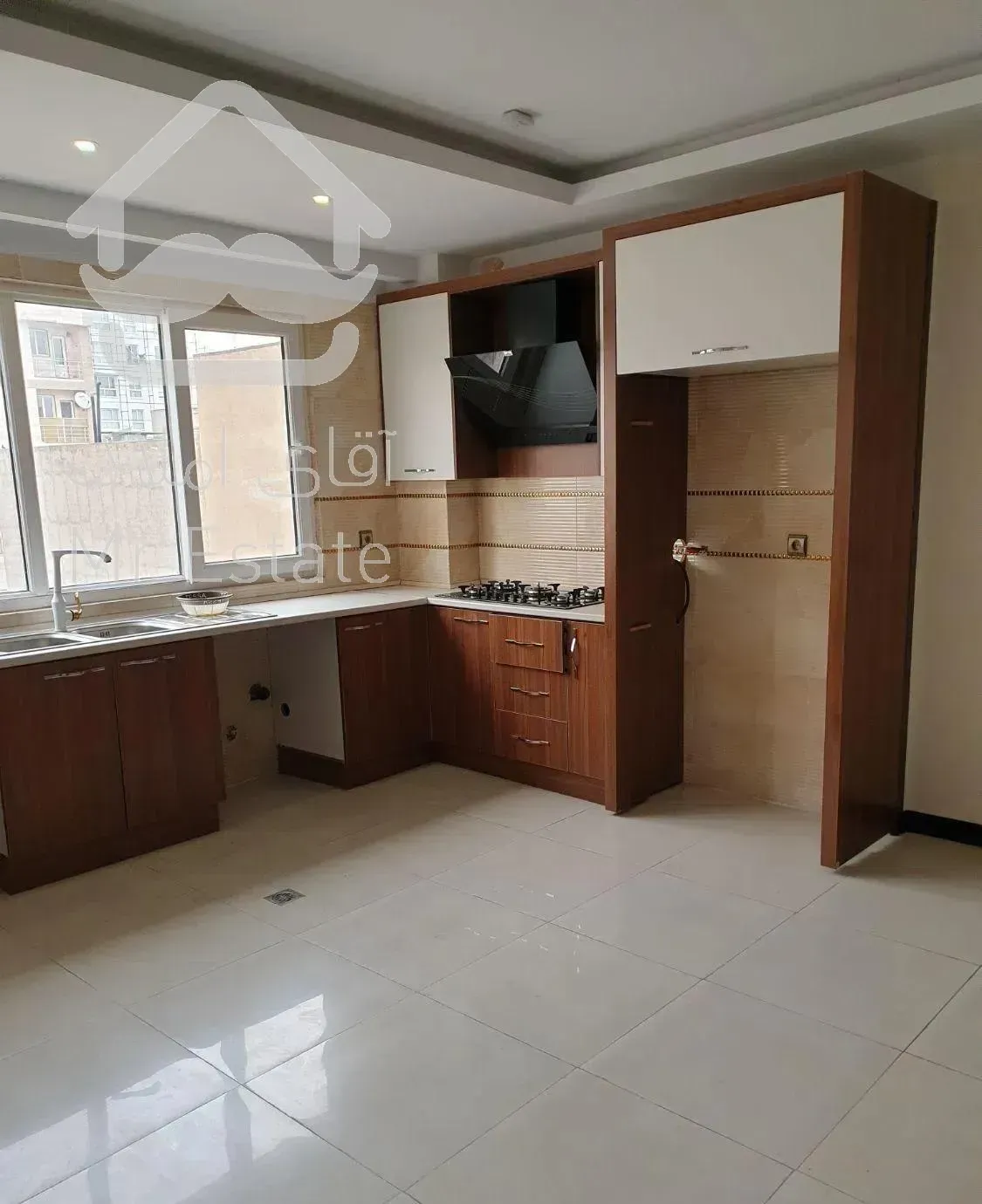 ۱۲۵ متر / چشم انداز ابدی