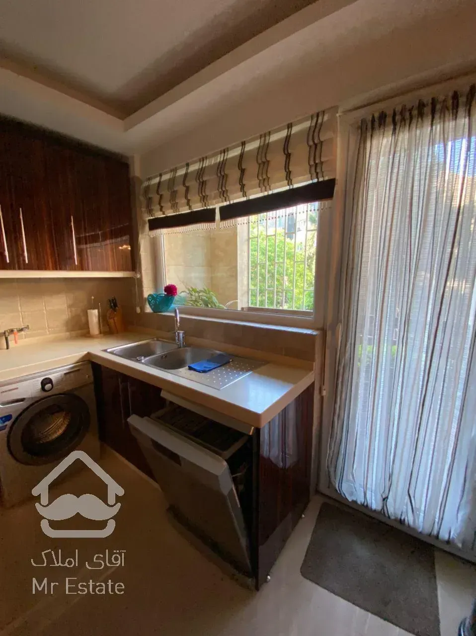 فروش آپارتمان فرشته 200  متر اکازيون