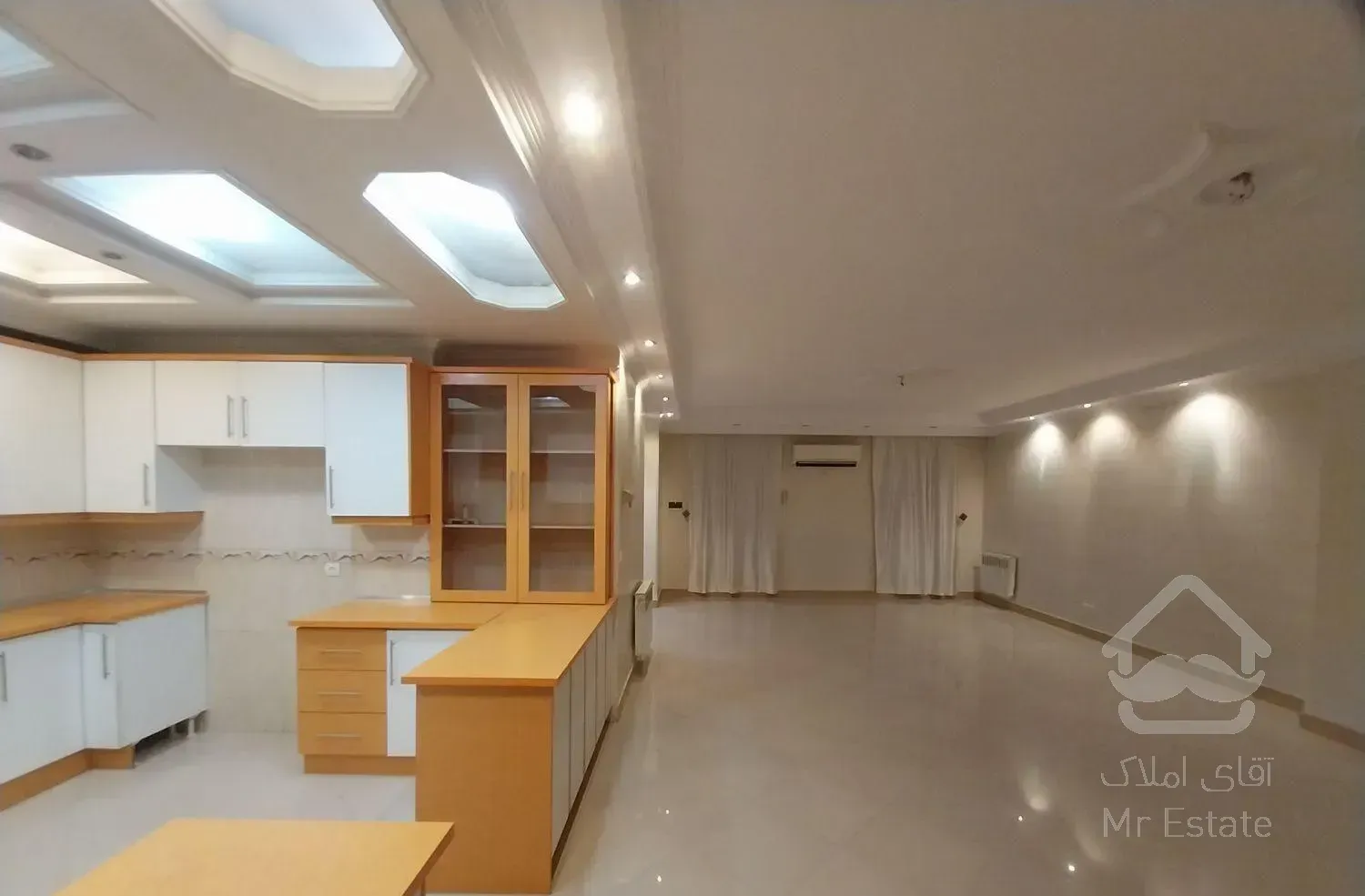 اجاره آپارتمان ۱۳۰ متری ۳ خوابه در بهجت‌آباد