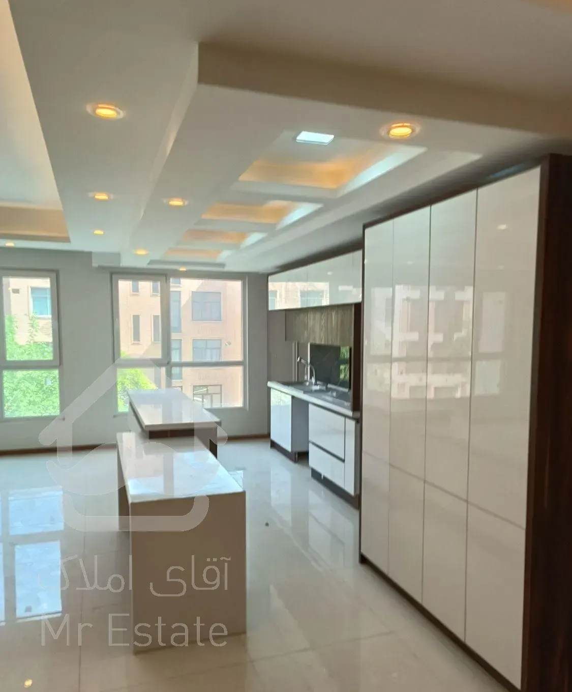 186متر سه خوابه نوساز تک واحدی ولیعصر لارستان