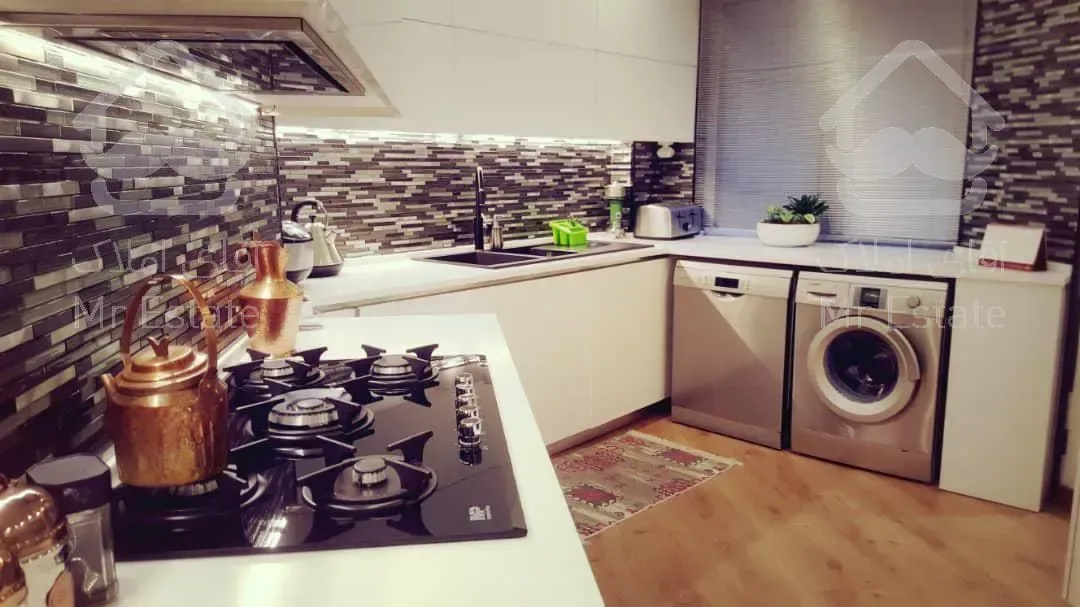 اجاره و رهن آپارتمان زعفرانیه 200  متر شیک