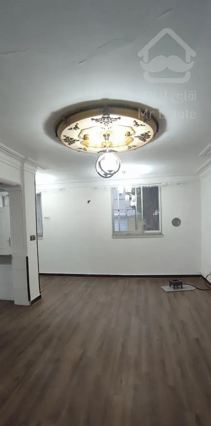 اجاره خانه ویلایی۱۴۰  متری ۲ خوابه در میدان نبوت