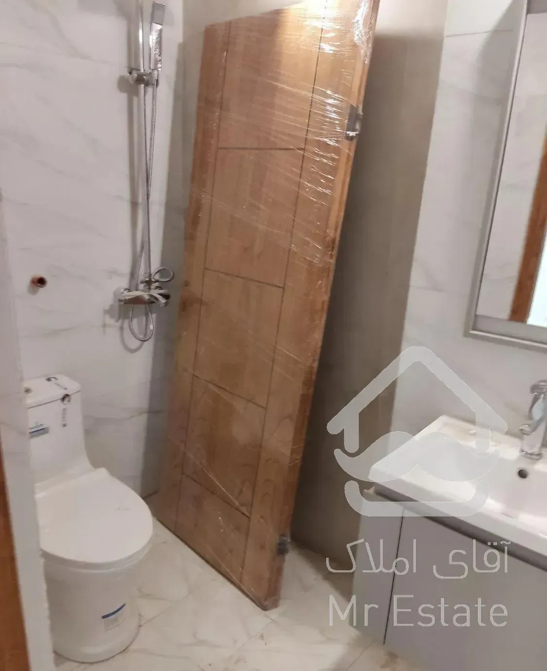 ۱۲۲ متر آپارتمان ازگل