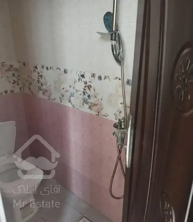 رهن واحد ۷۵متری،نوساز،طبقه چهارم فول امکانات