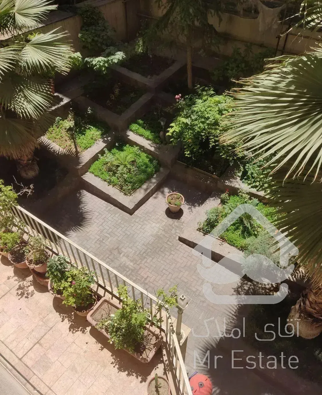 آپارتمان ۲۷۰ متر ۴ خوابه دروس  بازسازی شده