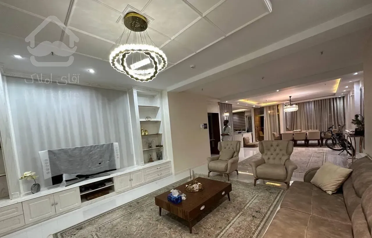 ۱۸۰ متر * نوساز * نئوکلاسیک * دانش‌آموز قبل فرهنگ