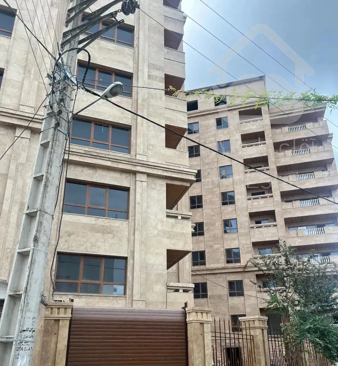 واحد کلید نخورده ۱۶۰ متری سه خواب شریعتی