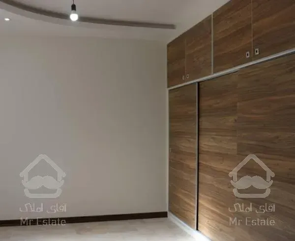 ۱۵۰متر فول امکانات دو پارکینگ سندی