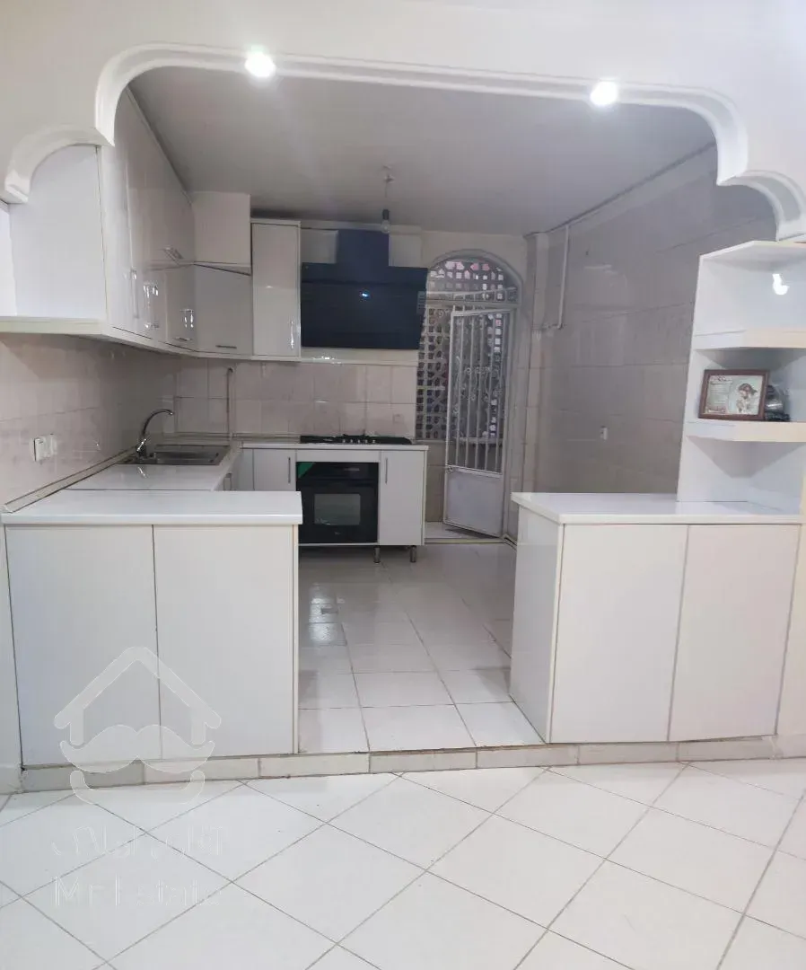 فروش آپارتمان77متر شهرک شهید باقری دریاچه چیتگر