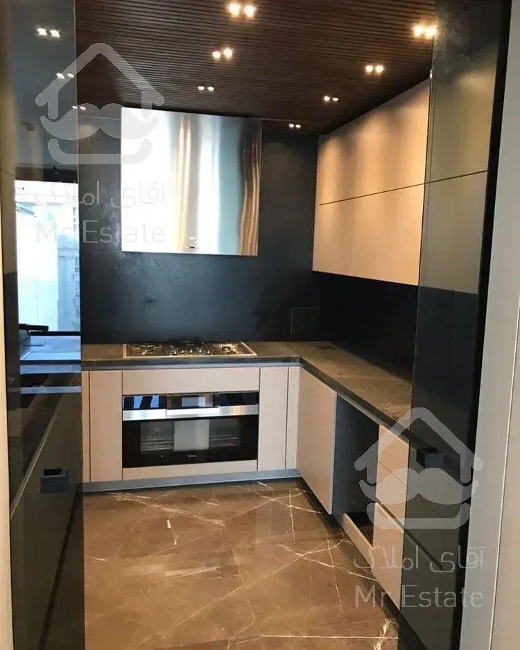 ۱۴۰متری آجودانیه طبقه چهارم آشپزخانه فول فرنیش