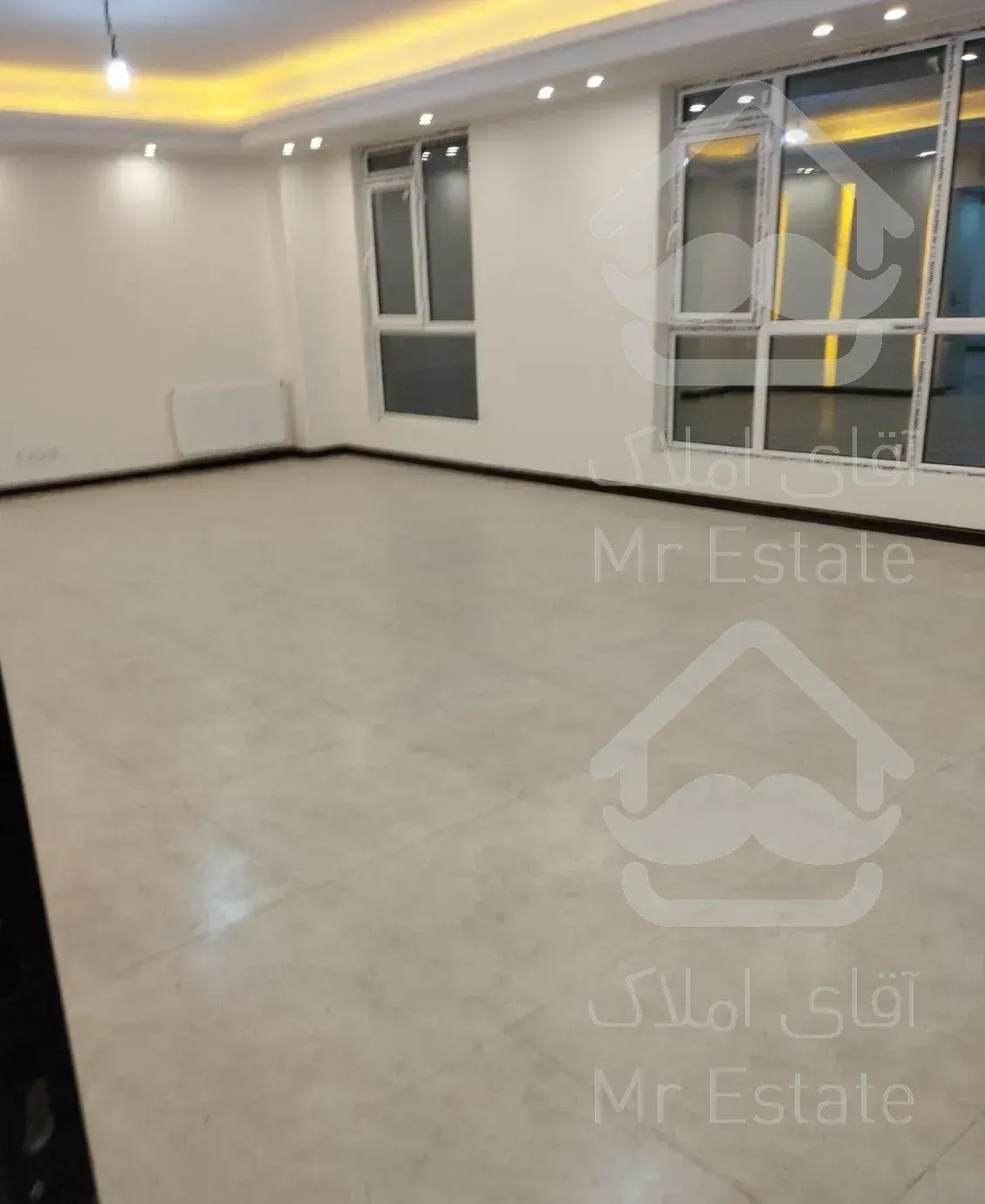 آپارتمان 130متری سه خوابه