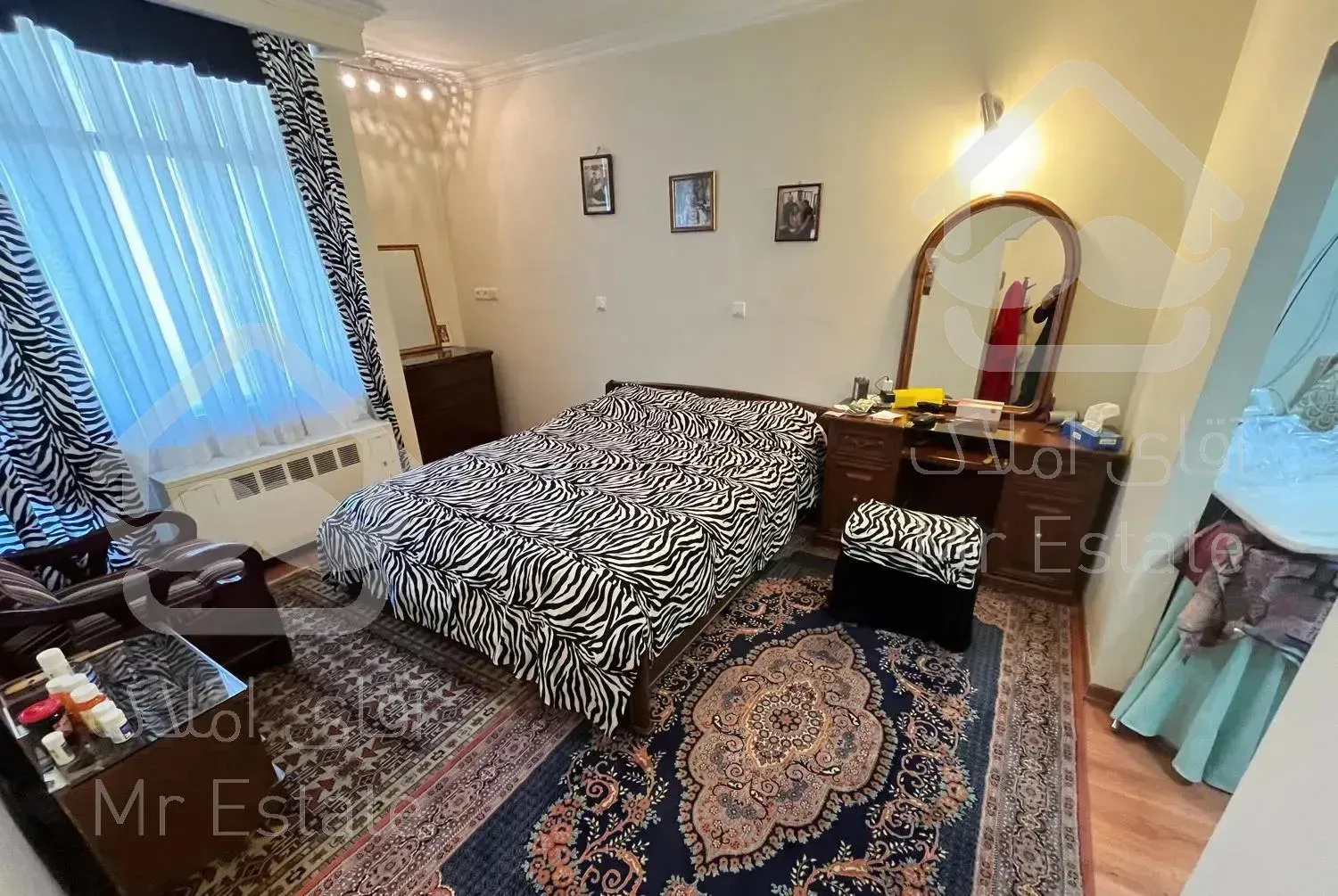 آپارتمان ۱۳۵ متر ونک