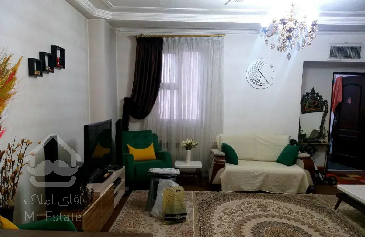 68 متر خ فتحی