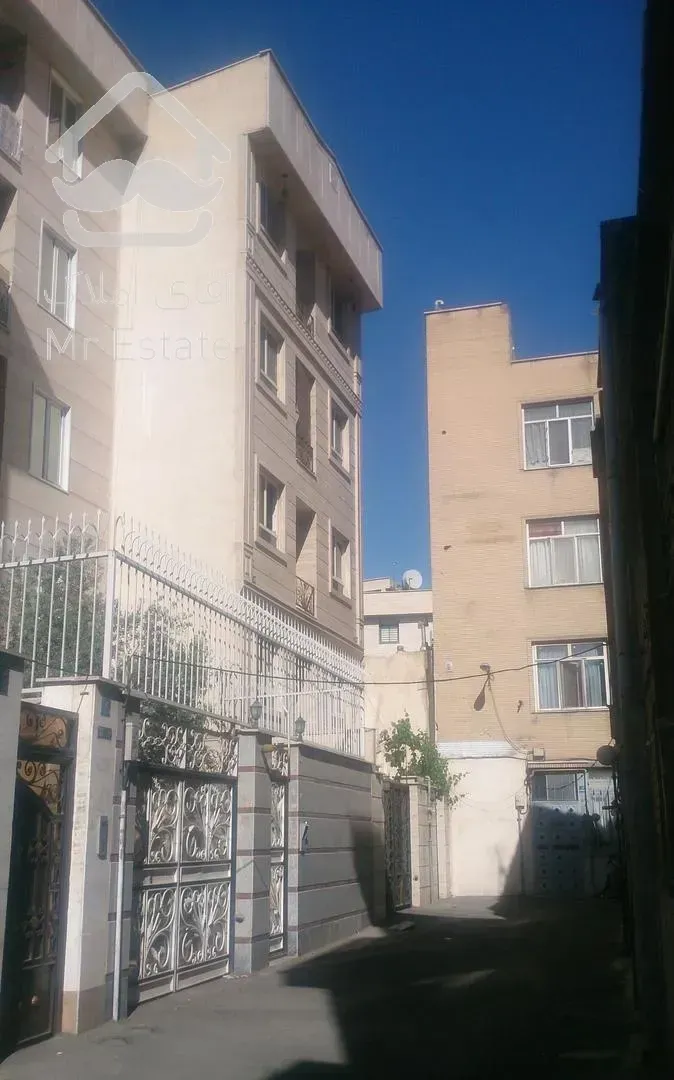 73م / تک واحدی /دانشگاه شریف/قدرالسهم/غرق نور