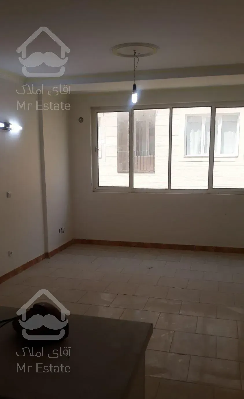 یک واحد به مساحت ۷۳ متر دوخاب نور گیر  تمیز