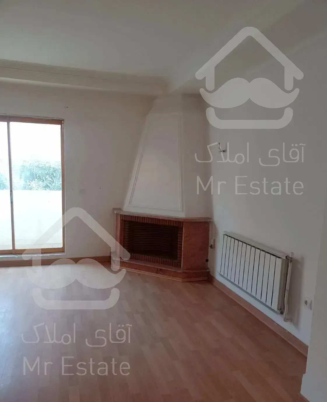 76متری با آسانسور روبروی حوریا