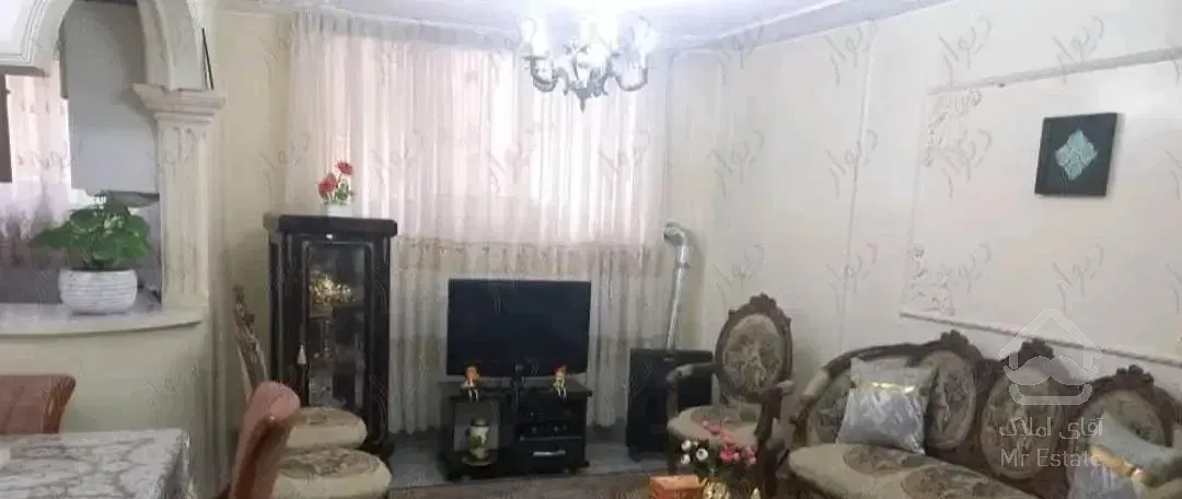 ۴۹ متر یکخواب طبقه همکف با اسانسور و انباری