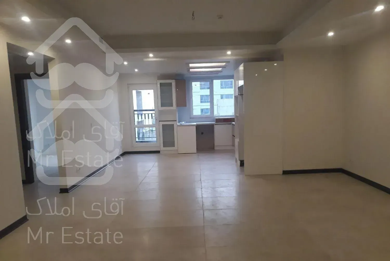 ۱۳۲متر۳خواب کاشانی خیابان سازمان برنامه شمالی