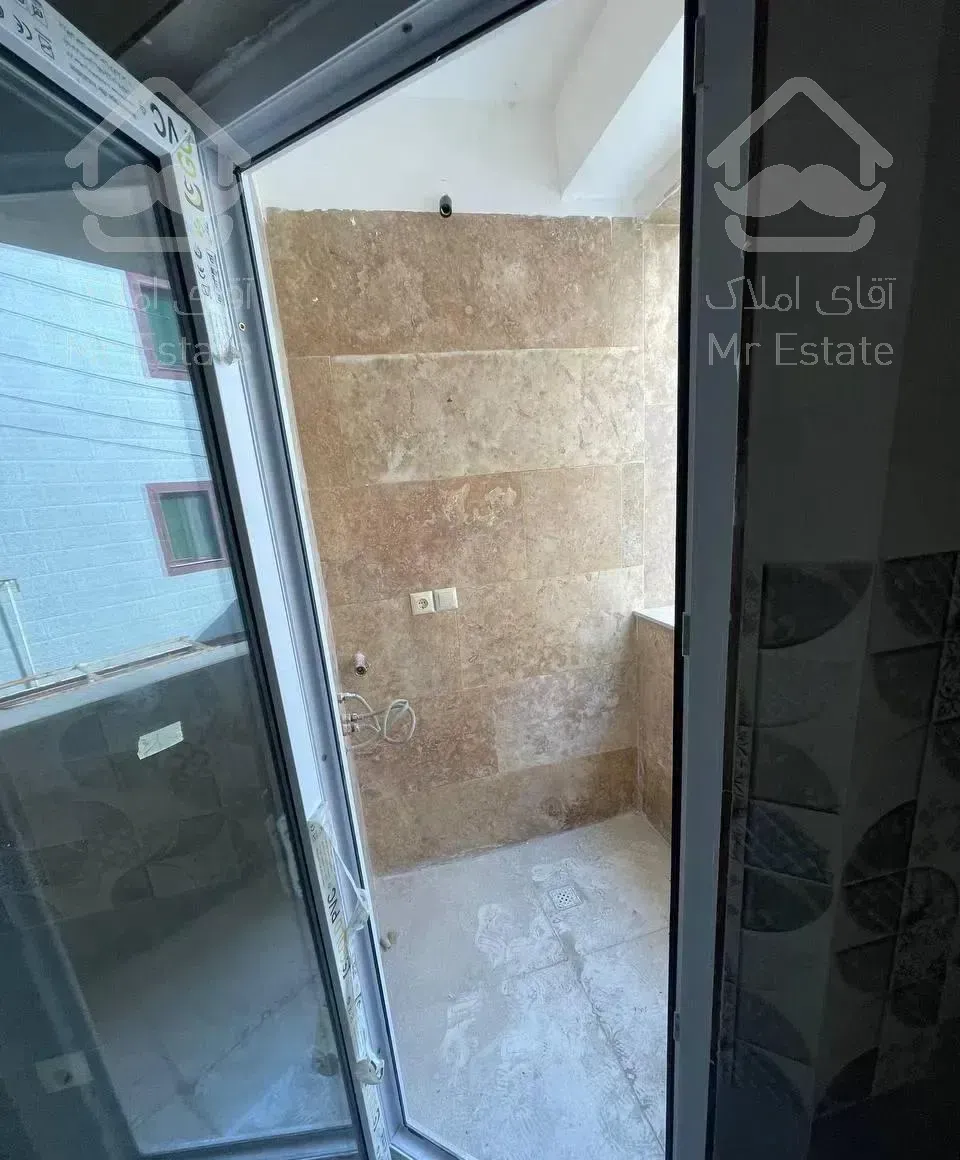 آپارتمان ۱۰۰ متری شیک نوساز در خیابان فاطری