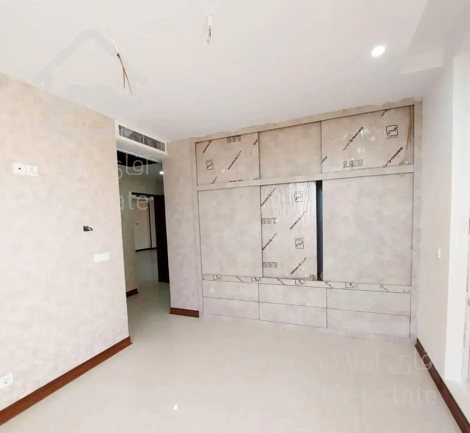 آپارتمان ۱۱۵ متری ۲ خواب برج مجلل الماس پاسداران