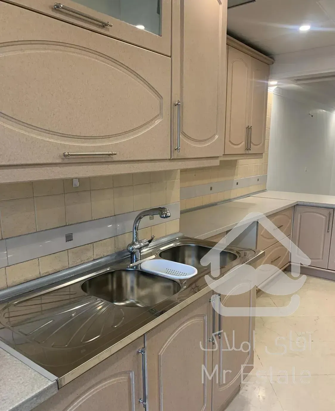 ١٦٠ متر فول بازسازی شده