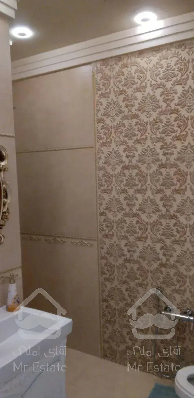 آپارتمان ۱۷۵ متری تاپ لوکیشن دروس(کلید نخورده)