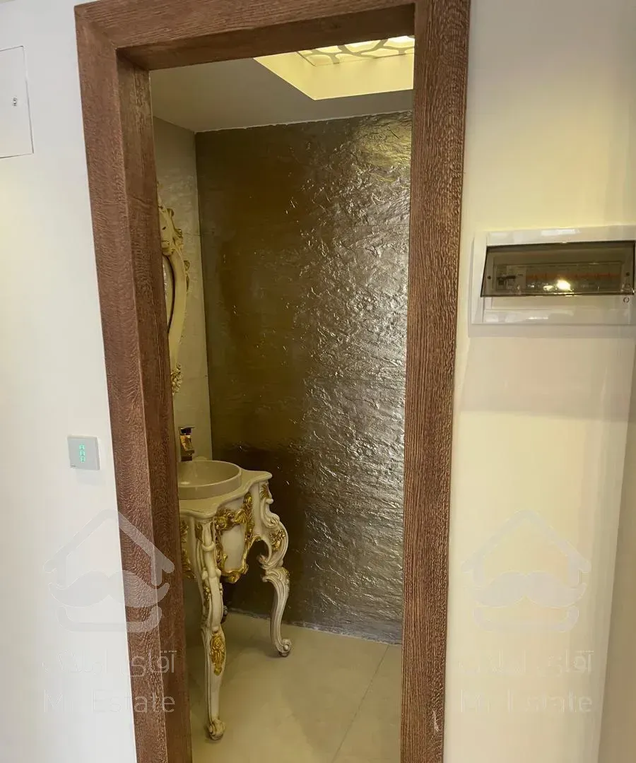 آپارتمان ۲۴۷ متری ۳ خواب