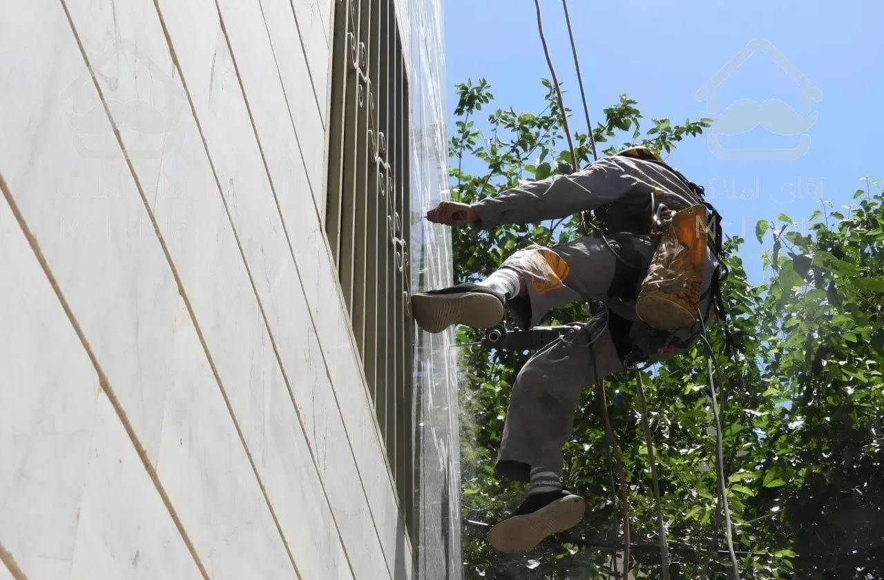 پیچ و رولپلاک پیچ رولپلاک نمای ساختمان راپل
