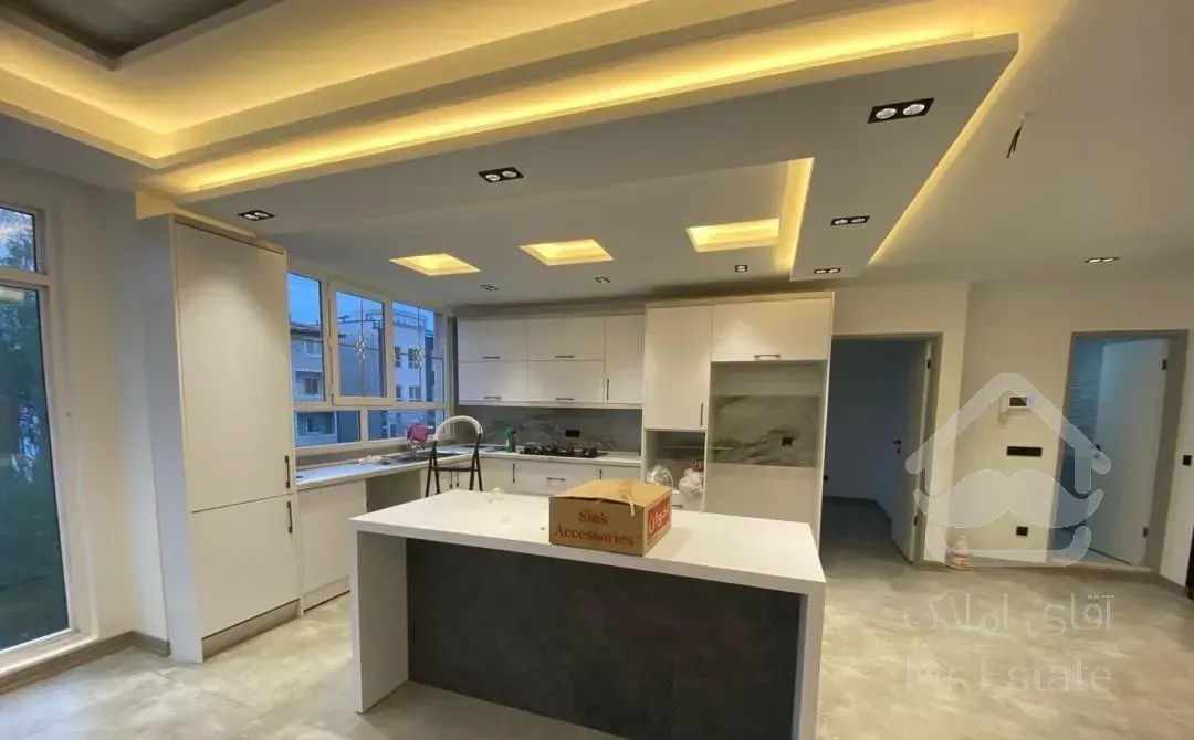 آپارتمان ۱۳۸ متری اجاره ایی ۳ خوابه تک واحدی