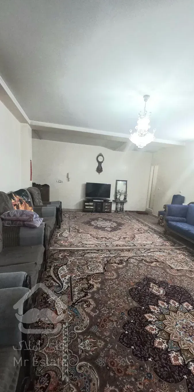 ۸۱متری/قیمت پارسال/اکازیون