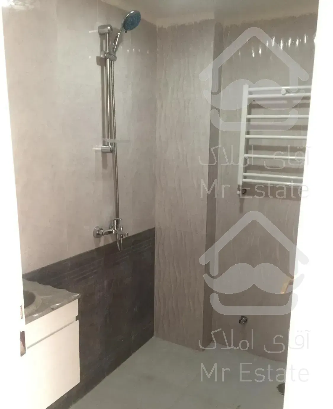 اپارتمان۱۰۵متری۲خوابه