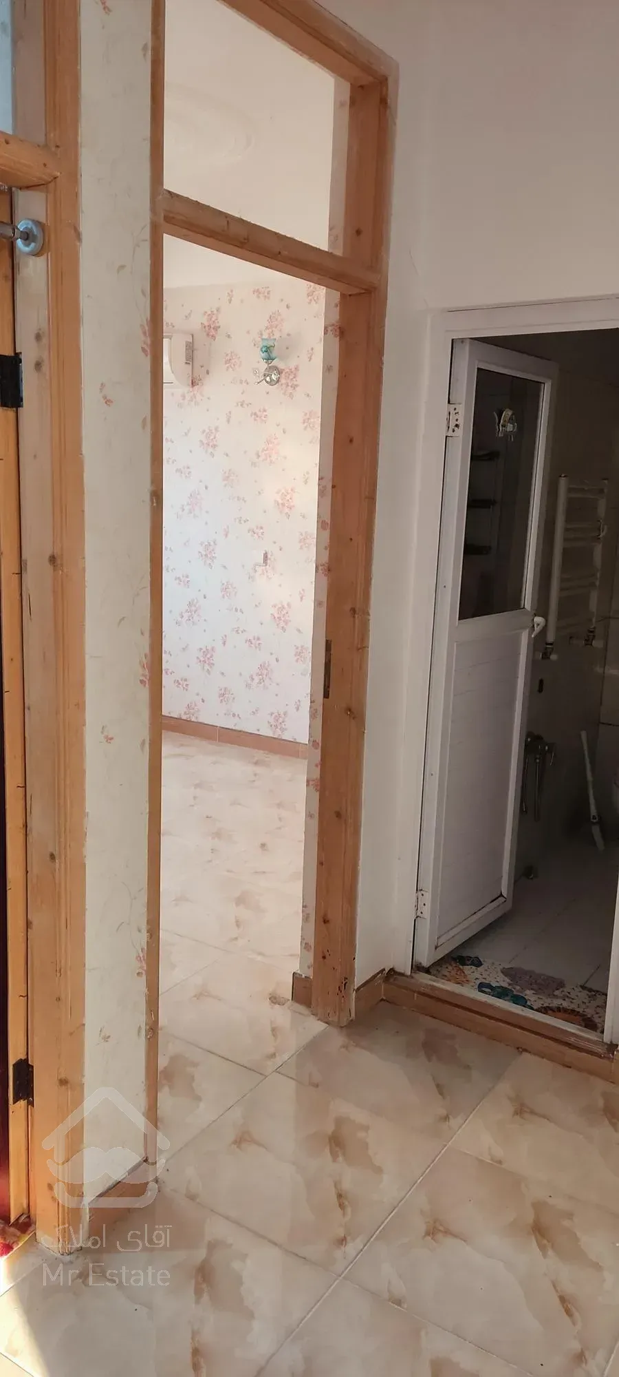 فروش آپارتمان بسیار تمیز واقع در مرکز شهر رودسر